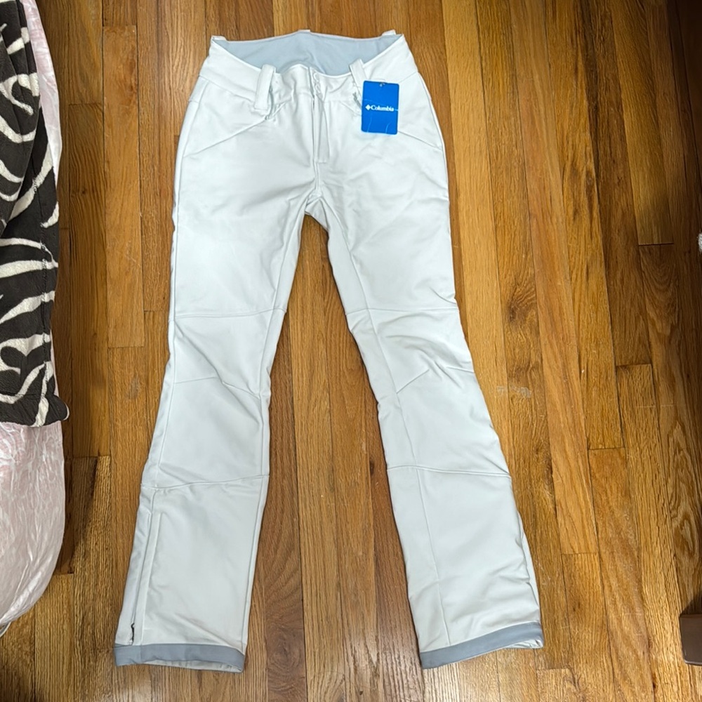 Columbia Women's Light Gray Jeans